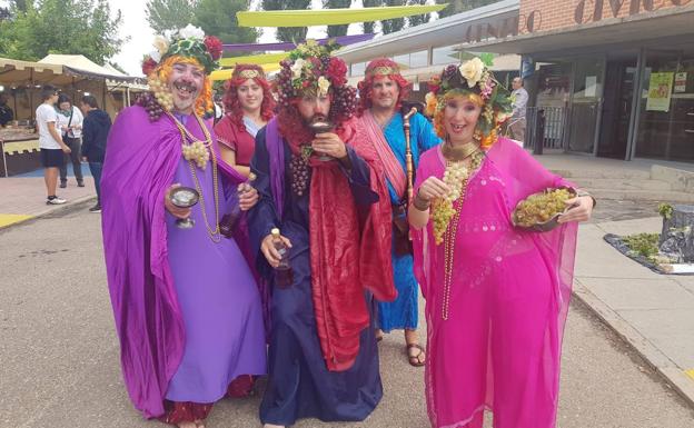 Serrada celebra su vendimia a la espera de la declaración de interés regional