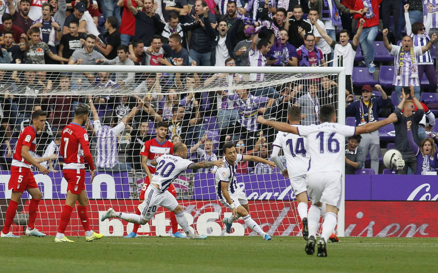 El Real Valladolid empata 1-1 en Zorrilla ante el Granada (1/2)