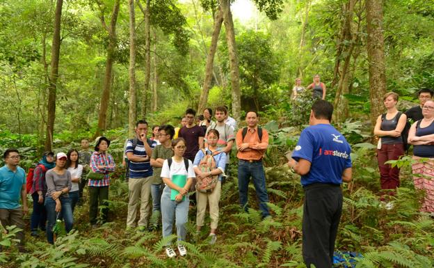 Seis alumnos de La Yutera, de 'Summer school' en Vietnam