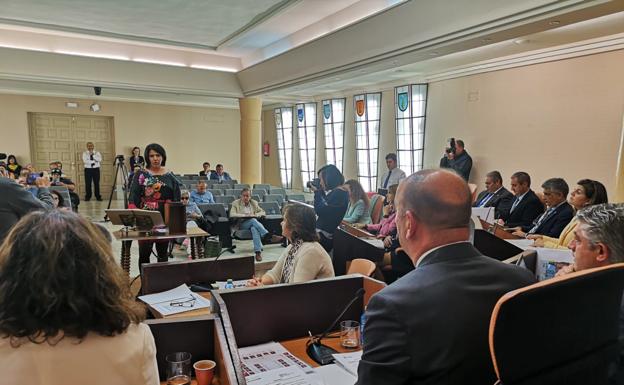 La Diputación exige al Gobierno que cumpla «ya» con la financiación local