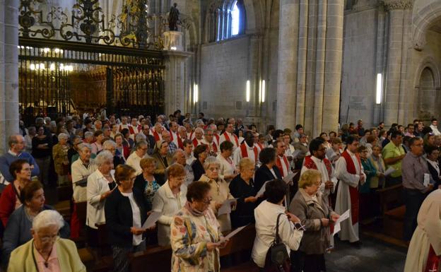 Más de 200 personas participan en el inicio de curso de la diócesis mirobrigense