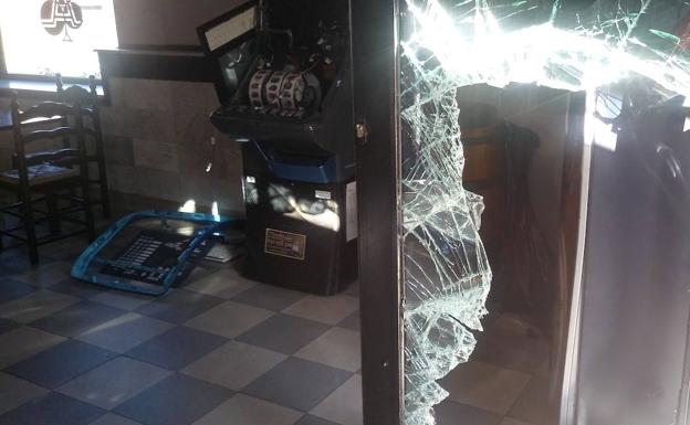 La 'banda de la alcantarilla' golpea de nuevo en bares de Alcazarén y Mojados
