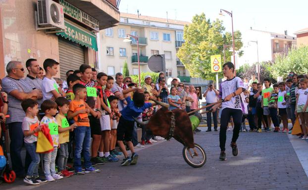 Los carretones y los niños protagonizan la última jornada de las fiestas de San Miguel en Cuéllar