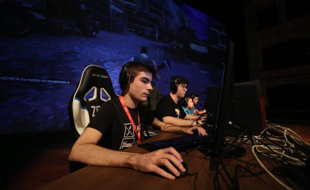 Así te hemos contado en directo el Congreso R-evolución: la cita con la innovación