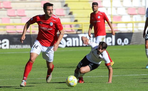 El Salamanca CF recibe esta tarde al Burgos en la Copa RFEF sin 'mirar' al derbi ante Unionistas