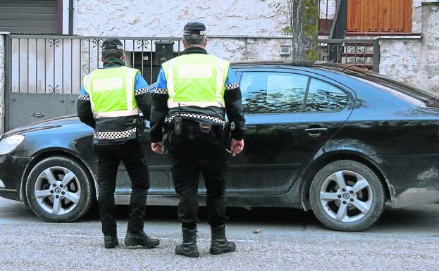 Los nuevos policías locales de Cuéllar harán las prácticas antes de fin de año