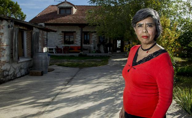 El «infierno» de vivir con medio cuerpo paralizado y 390 euros al mes