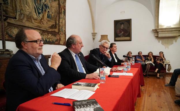 La USAL ensalza la figura de Unamuno con publicaciones permanentes
