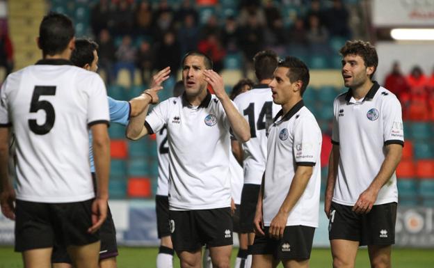 David Lázaro:«Se cargaron un club de fútbol histórico al que muchos teníamos aprecio»