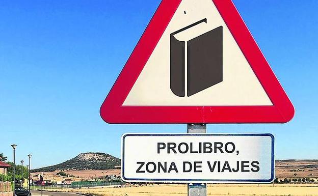 Renedo, 'Pueblo prolibroso'
