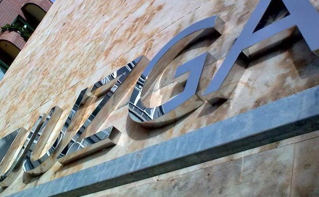 Un vecino de León se enfrenta a pena de cárcel por echar de casa a su madre y agredir a dos policías