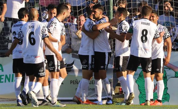 El Salamanca CF UDS, a mejorar en el juego para meter la quinta