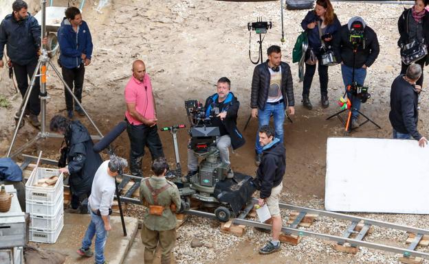 «Mientras dure la guerra», rodada en Salamanca, supera el millón de espectadores en veinte días