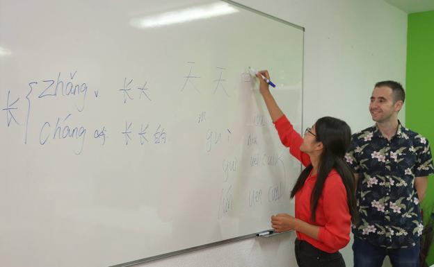 Dos academias de chino diversifican la oferta de idiomas de la capital palentina