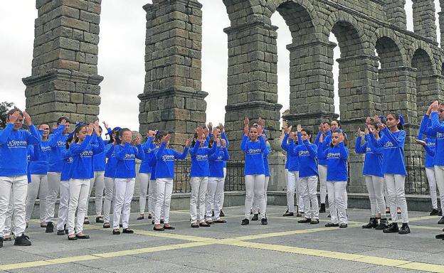 Ensayo abierto de los niños de la Escolanía