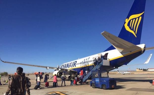 La ruta de Ryanair entre Valladolid y Sevilla finaliza este miércoles sin el compromiso de su continuidad
