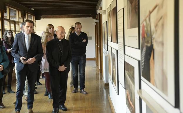 Ricardo Blázquez ofrece su voz contra la trata que «humilla» a las mujeres