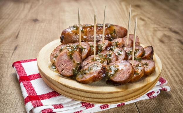 Yelmo Cines y Makro retiran unas salchichas alemanas tras una alerta de listeria