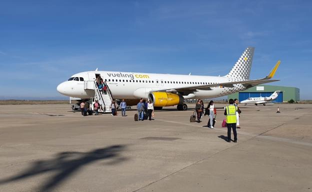 La huelga de transporte en Italia deja «atrapados» a unos 170 pasajeros en el aeropuerto de Valladolid durante cinco horas