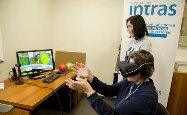 La realidad virtual mejora la calidad de vida de los pacientes de Paliativos de Los Montalvos