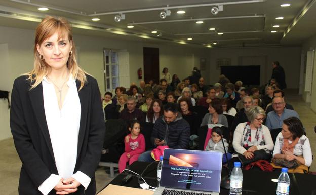 Eva Villaver, doctora en Astrofísica: «No hay nada que nos haga pensar que somos únicos en el Universo»