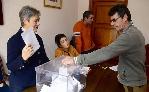 El PP de Valladolid propone regular las consultas populares