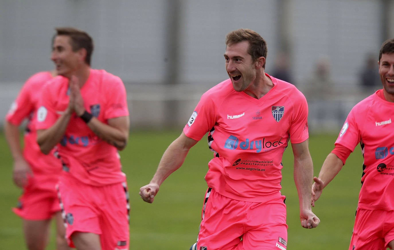 Victoria de la Gimnástica Segoviana en Almazán (0-2)