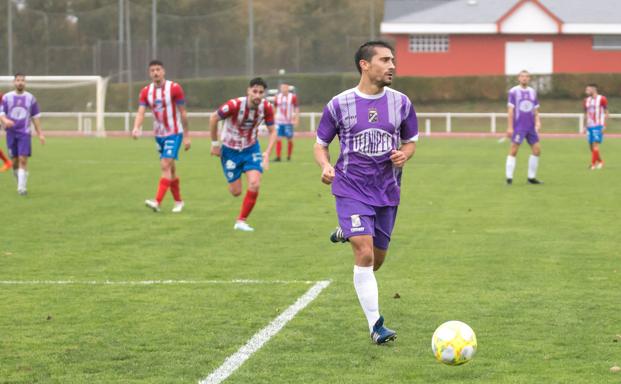 El Becerril regala dos puntos en el descuento