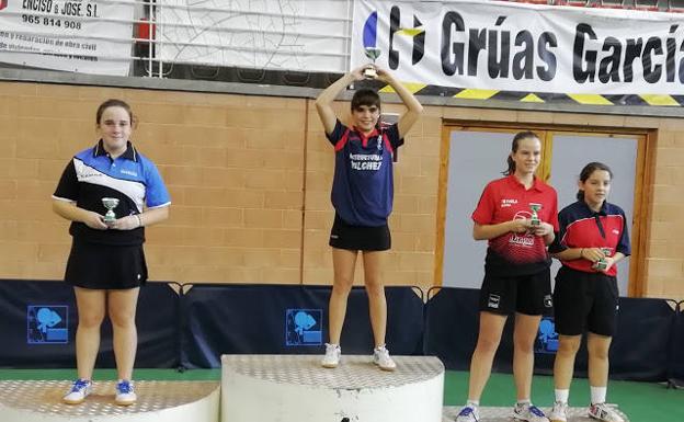 Ángela Rodríguez, campeona del torneo zonal en Villena