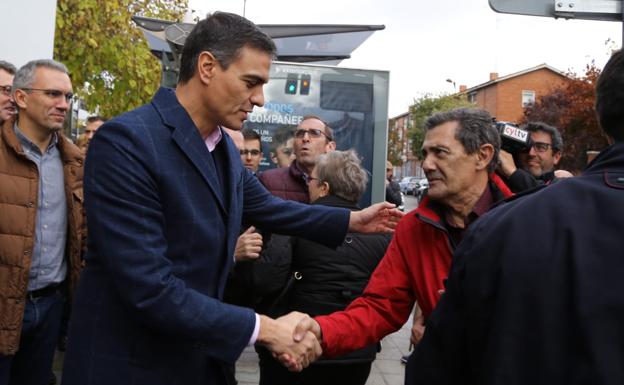 La Coordinadora contra la Droga trata de bloquear el mitin de Pedro Sánchez en Pajarillos