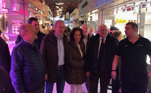 El alcalde de Zaragoza pide votar a Casado para que España «no se frene como Valladolid»