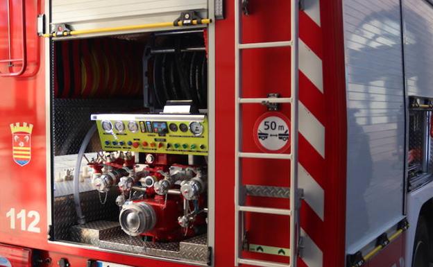 14 personas intoxicadas por el incendio de un colchón en una vivienda de Aranda de Duero