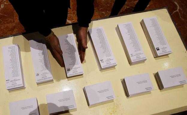 Castilla y León pierde 3.952 votantes respecto al 28 de abril