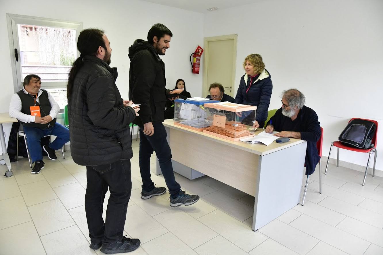 Votaciones en Nava de la Asunción, Cuéllar y los cuatro núcleos de El Espinar