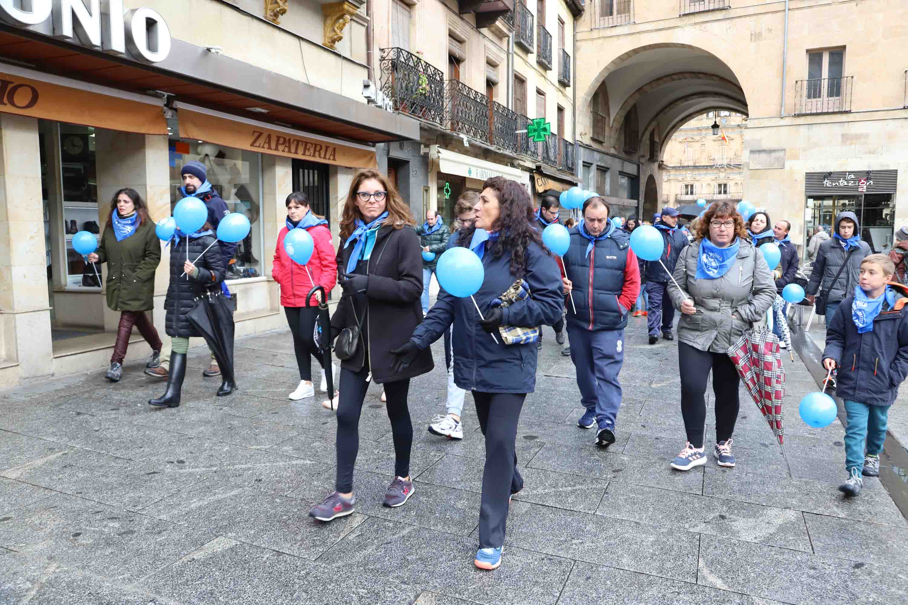 Salamanca camina contra la diabetes bajo la lluvia