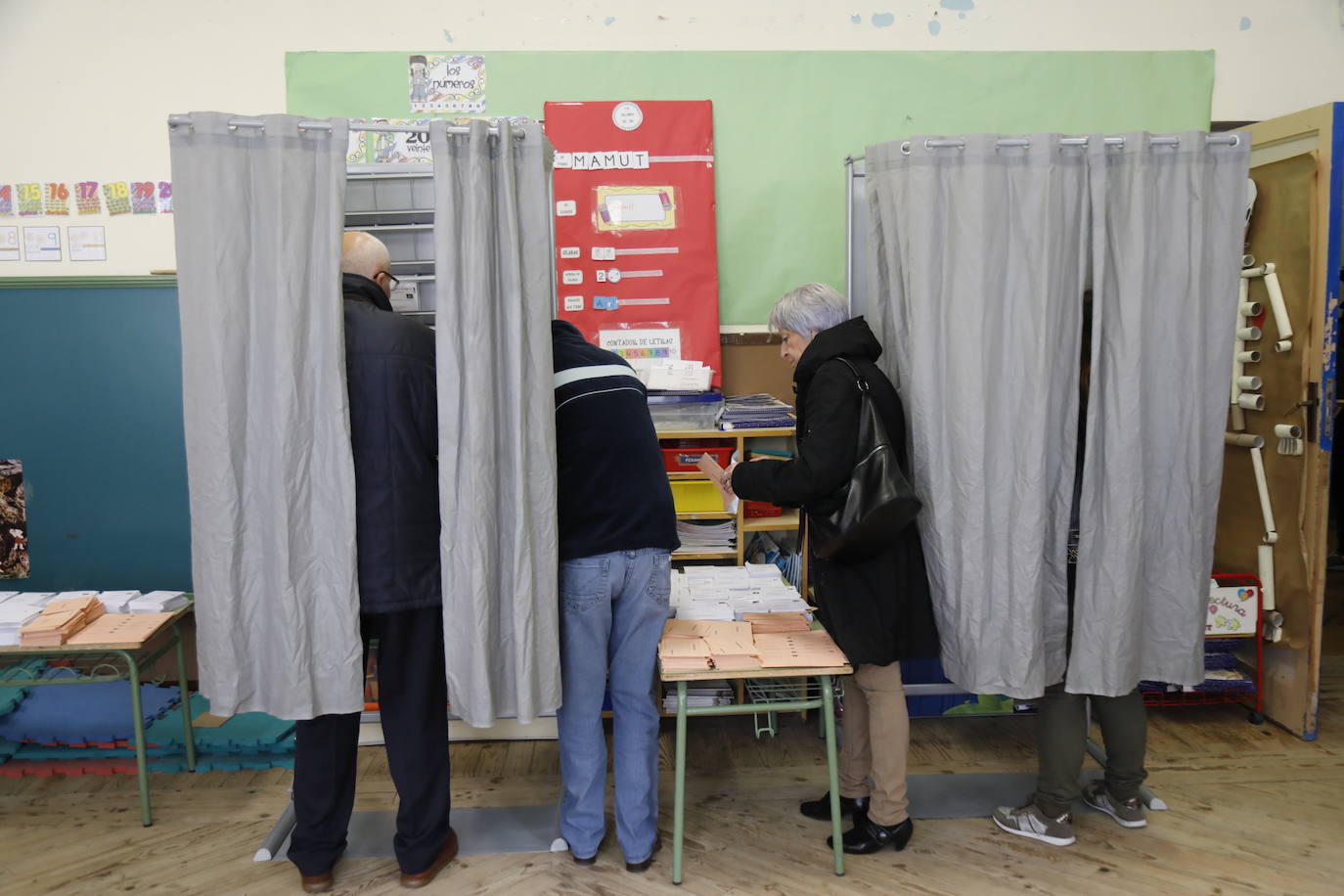 Así ha trascurrido la jornada de elecciones hasta las 14:00 horas