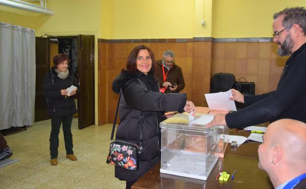 Martínez Seijo anima a participar para definir «un gobierno fuerte, estable y coherente»