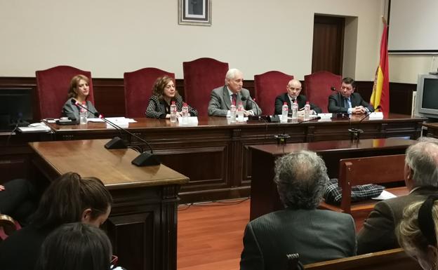 Arranca en Valladolid la mediación contenciosa, que rebajará el tiempo medio de los casos de un año a dos meses