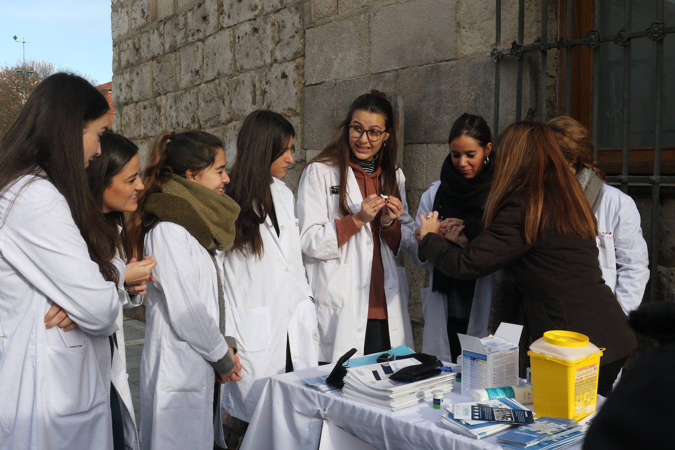 Mesas informativas y controles de glucemia para concienciar sobre la diabetes en Valladolid