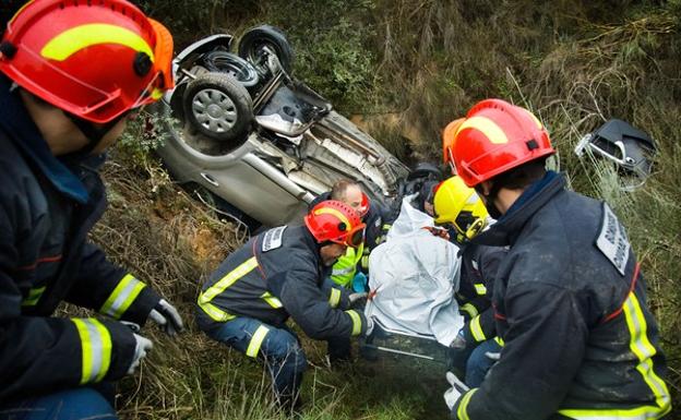 Fallece el conductor de un turismo en un accidente de tráfico registrado en Campillo de Azaba