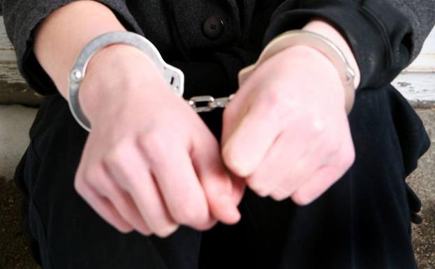 Detenido un camionero soriano por triplicar la tasa de alcohol, dar positivo en cuatro drogas y transportar hachís y marihuana