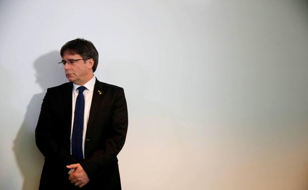 Un juez de Barcelona investiga si la trama corrupta costeó gastos de Puigdemont en Waterloo