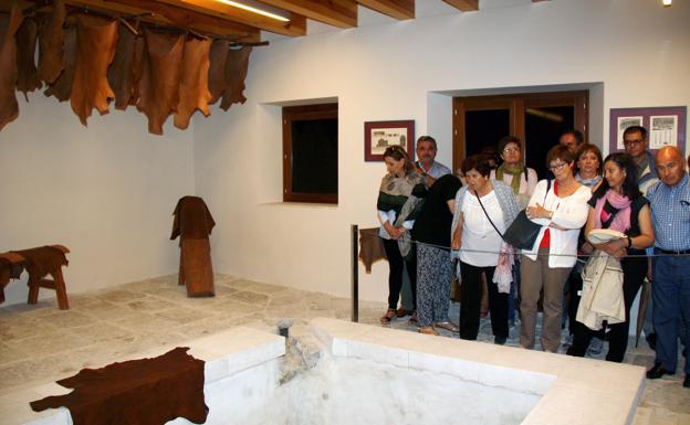 El nuevo contrato de limpieza de edificios municipales en Cuéllar incluye Tenerías y la Magdalena