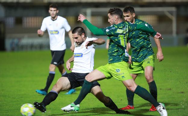 El CD Guijuelo no puede con las adversidades y vuelve a perder ante el Real Unión (2-1)