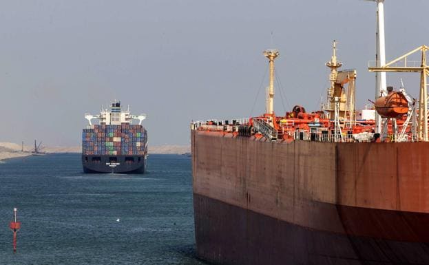 El canal de Suez cumple 150 años entre la satisfacción y las dudas