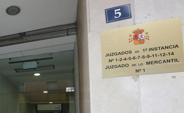 Un juez de Valladolid obliga al cónsul de Pekín a inscribir un matrimonio