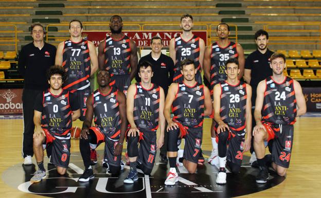 Prueba de fuego fuera para el Usal La Antigua ante el Obradoiro Silleda