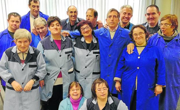 Quince usuarios de la Fundación Personas culminan su formación