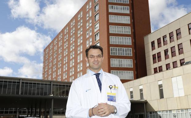 Francisco J. Montes, gerente de Asistencia Sanitaria: «Un hospital nuevo debe ser motivador para trabajadores y palentinos»