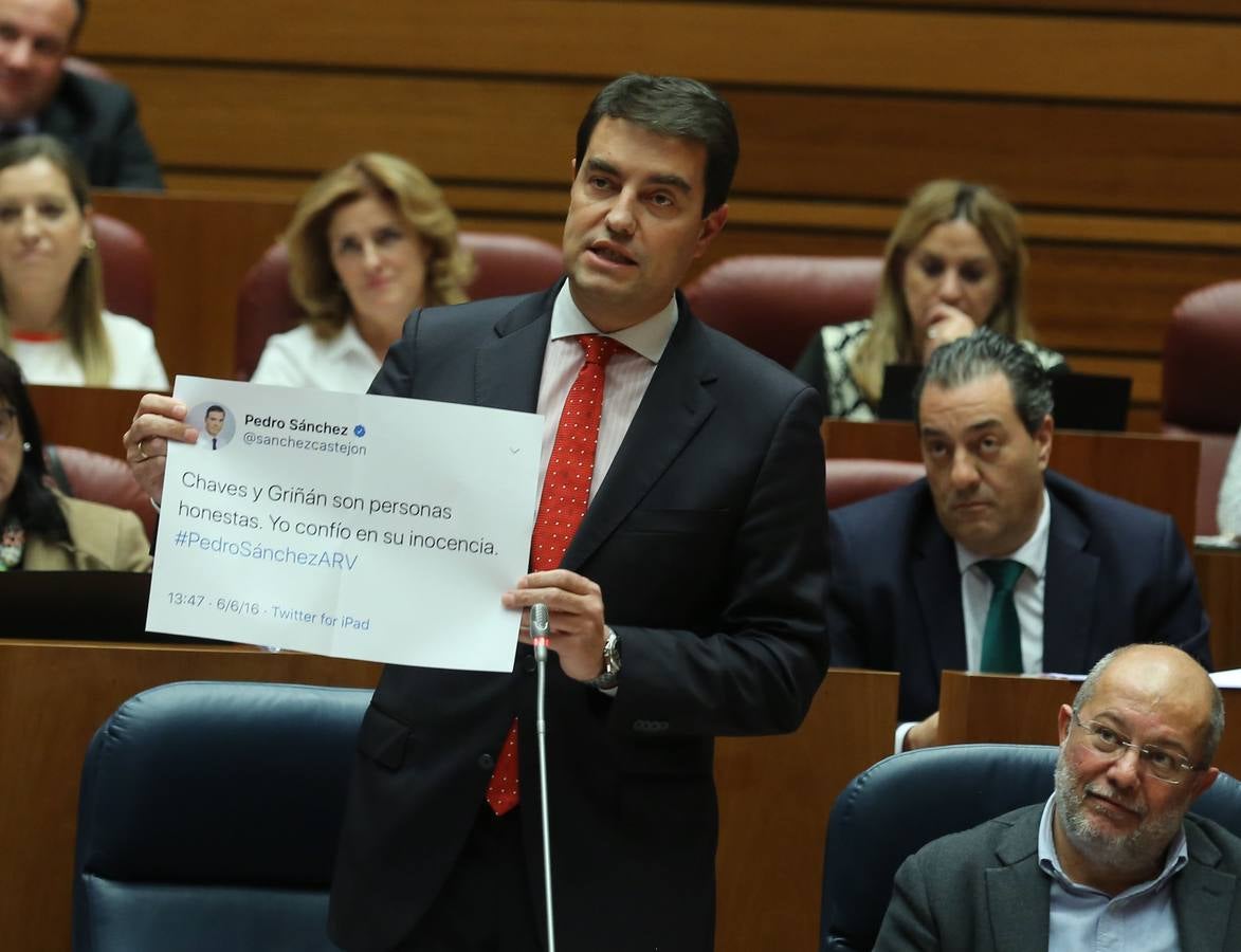 Pleno en las Cortes de Castilla y León